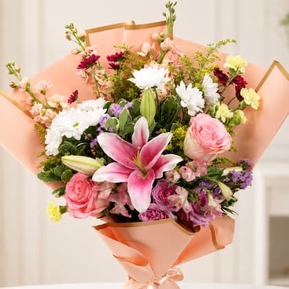 The Happy Hug Bouquet