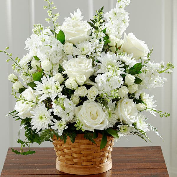 The FTD Heartfelt Condolences Arrangement