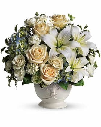 Beautiful Dreams by Teleflora