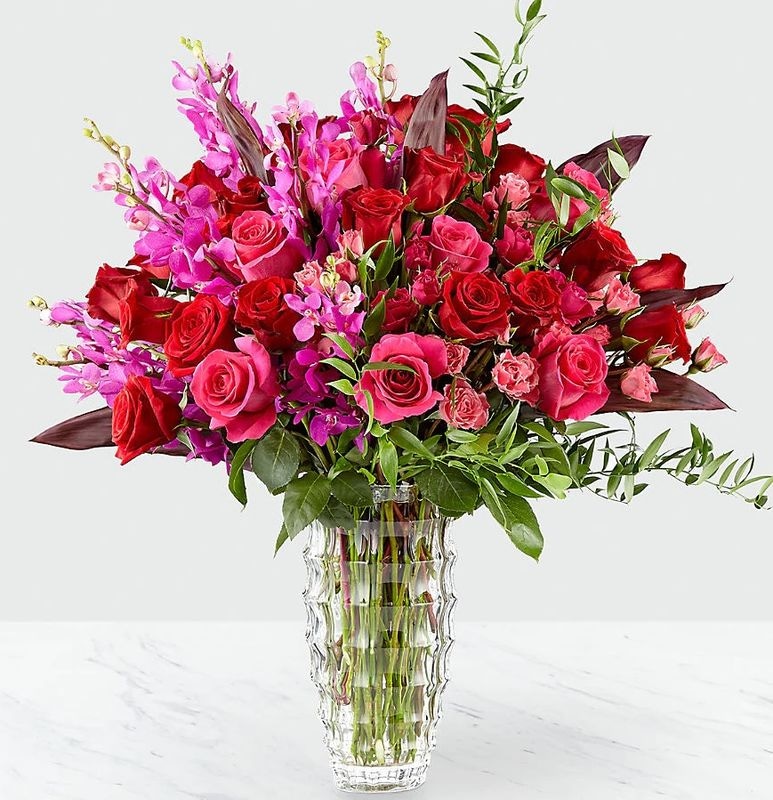 The FTD Heart's Wishes Luxury Bouquet