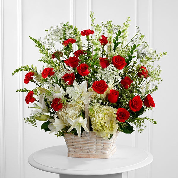 The FTD In Loving Memory Arrangement