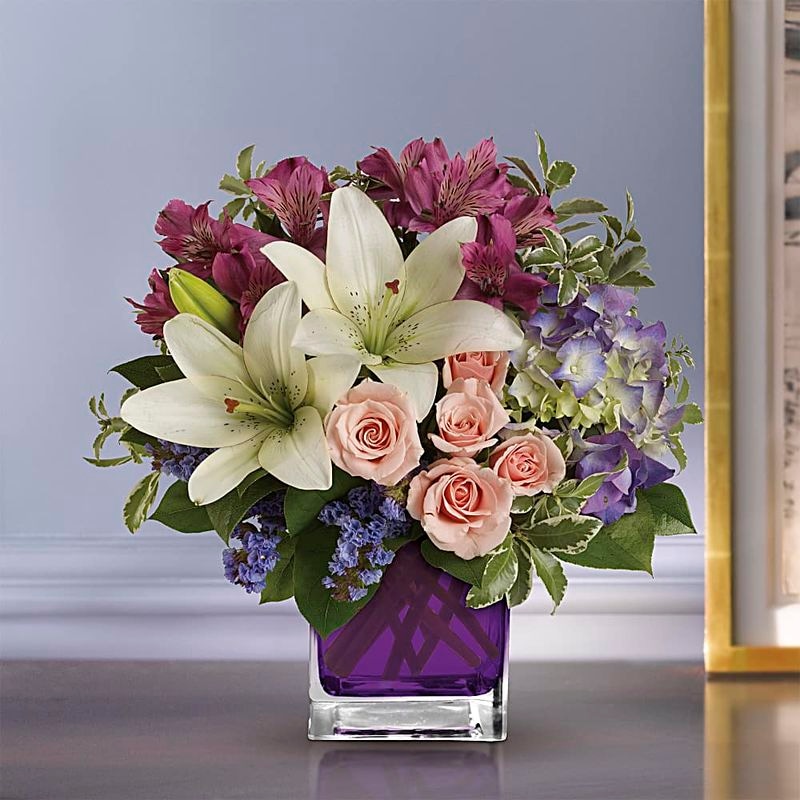 Teleflora's Garden Romance