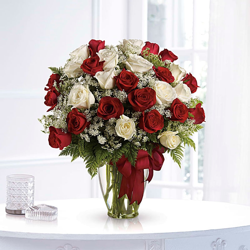 Love's Divine Bouquet - Long Stemmed Roses