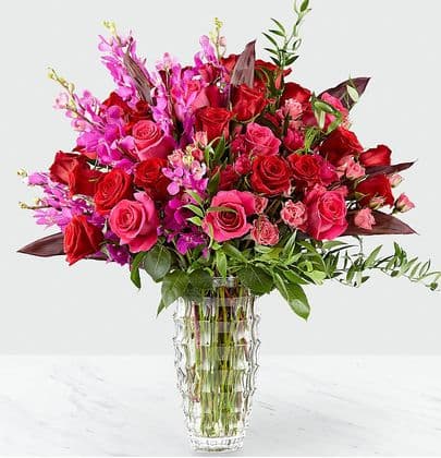 The FTD Heart's Wishes Luxury Bouquet