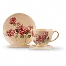 Teleflora's Victorian Flowers in Teacup