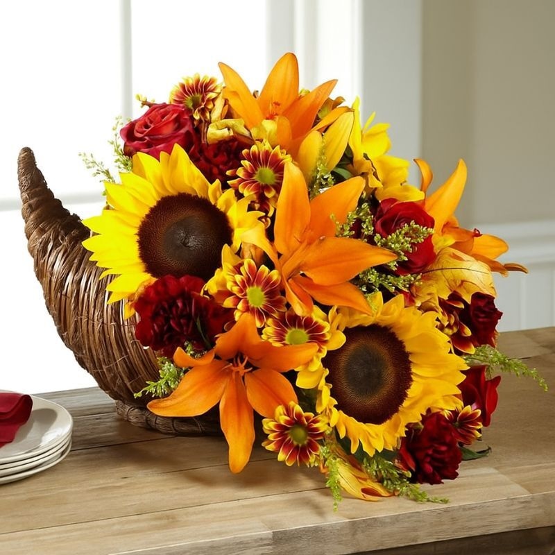Classic Sunflower Cornucopia