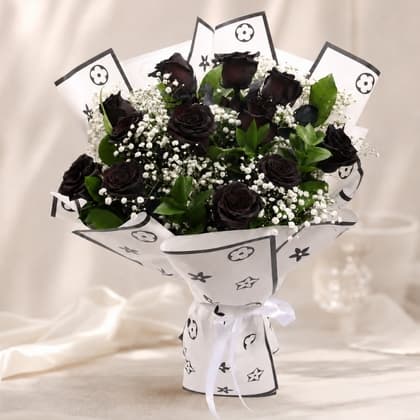 Black Rose Luxury Bouquet