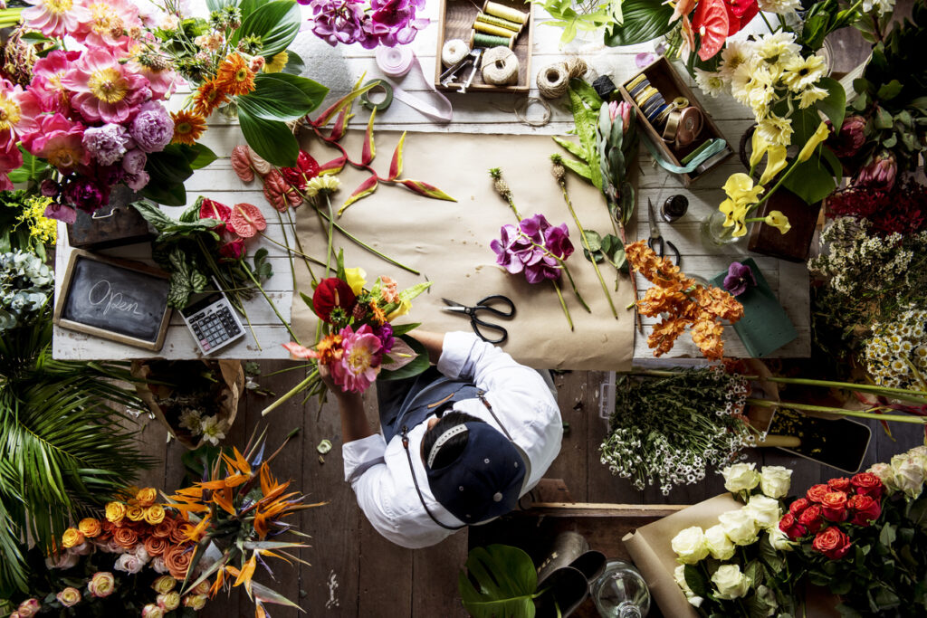 Automated Flowers Sending: Why Toronto’s Busiest Professionals Never Miss a Milestone