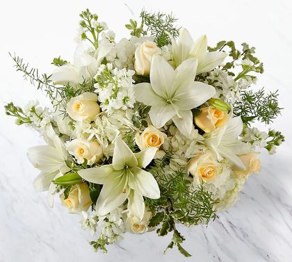 The FTD Hope Heals Luxury Bouquet