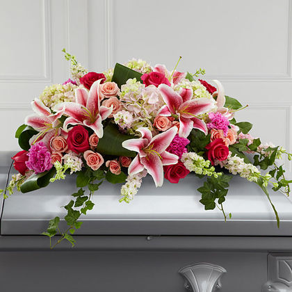 The FTD Splendid Grace Casket Spray