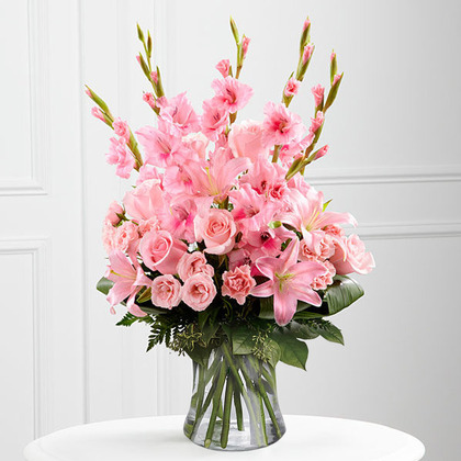 The FTD Lovely Tribute Bouquet