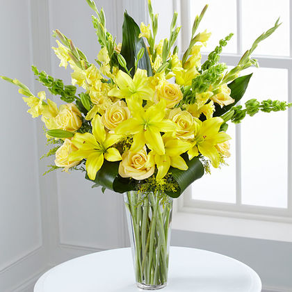 The FTD Glowing Ray Bouquet