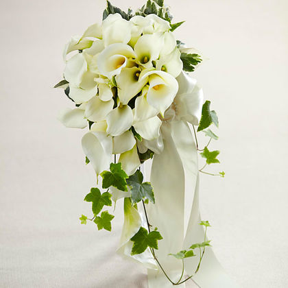 The FTD White Chapel Bouquet