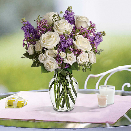 Teleflora's Enchanted Cottage