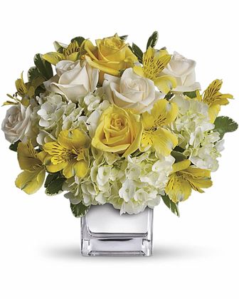 Teleflora's Sweetest Sunrise Bouquet