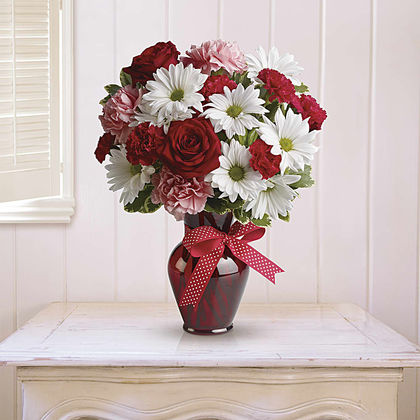 Hugs and Kisses Bouquet with Red Roses