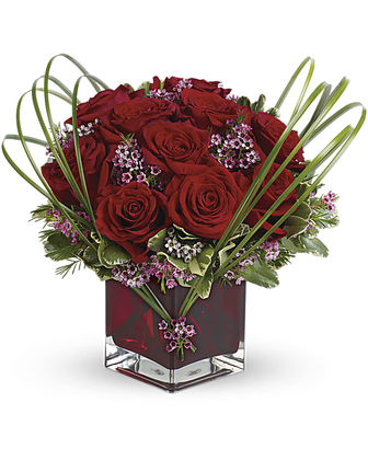 Teleflora's Sweet Thoughts Bouquet with Red Roses