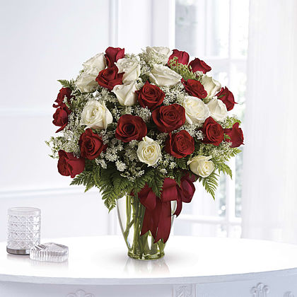 Love's Divine Bouquet - Long Stemmed Roses