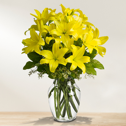 Teleflora's Lily Sunshine