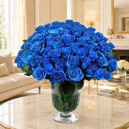 100 Blue Roses Bouquet in a Vase